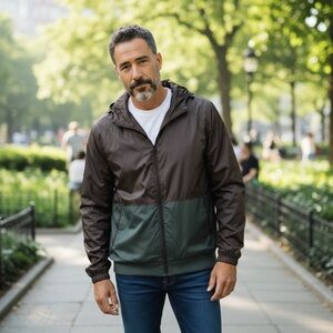 ZELLA Light Jacket. Size X-Large